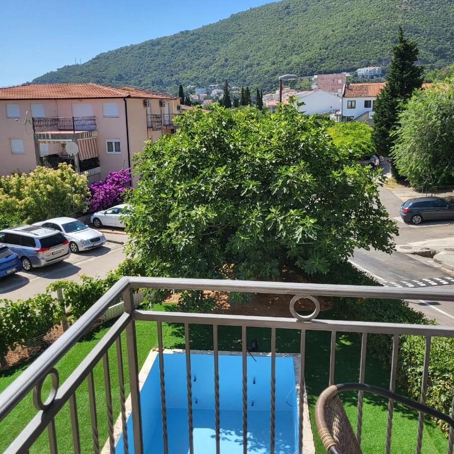 Apartmani Mia Sorajic Petrovac Bagian luar foto