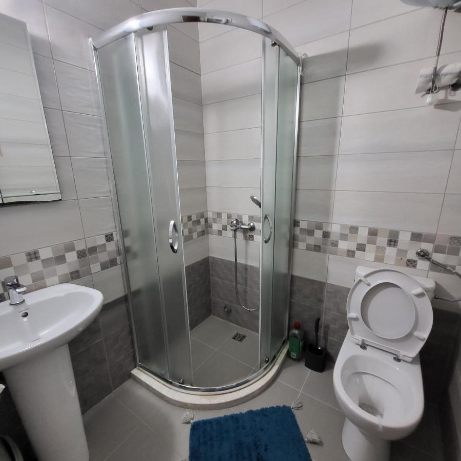 Apartmani Mia Sorajic Petrovac Bagian luar foto